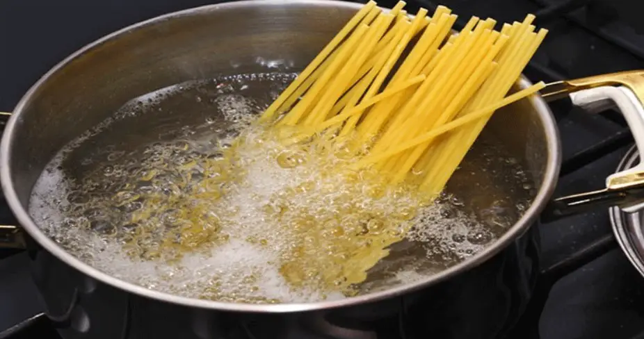 Pasta in a rice cooker